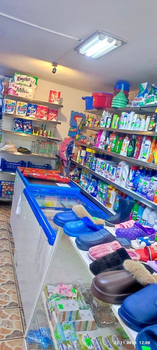 Casa+spațiu comercial,stradal