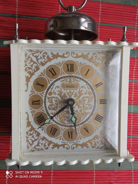 Механичен будилник Insa