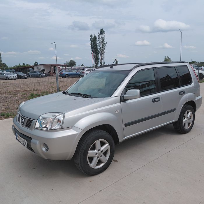 Vand Nissan X-trail urgent , propritar
