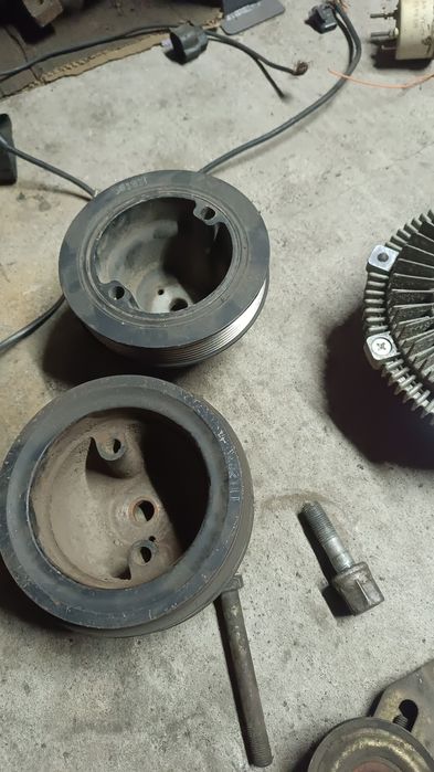 Продам разное запчасти для автомобилей