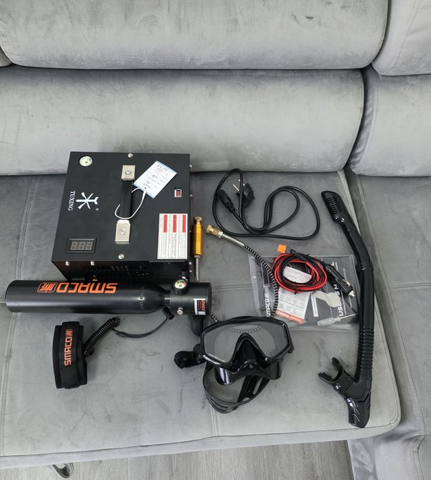 Vand set scufundari  smaco s300 plus 0.5 lnegru cu compresor si ochelari