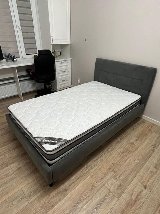 Кровать подростковая