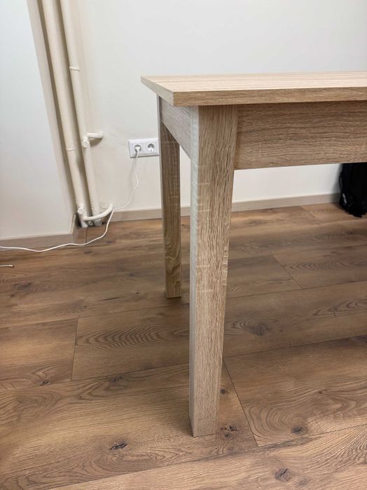 Дървена разтегателна маса