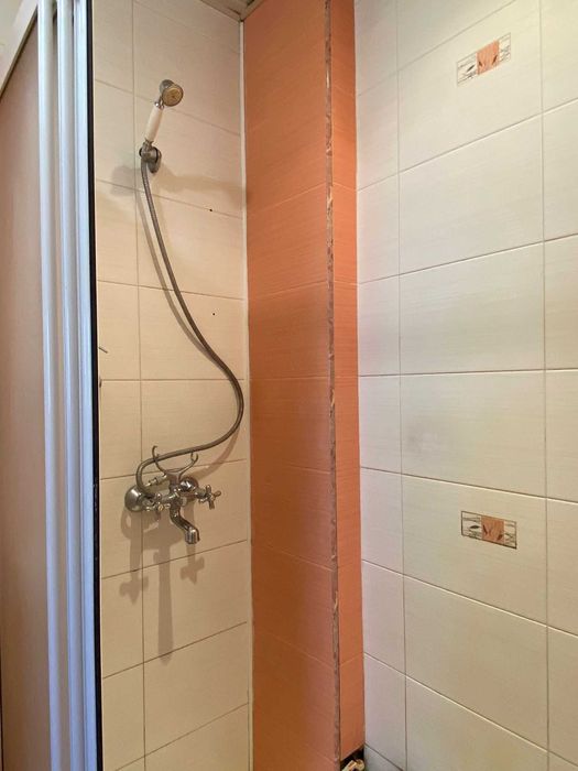 Дава се под наем Тристаен апартамент в Плевен, 9-ти квартал - 69 кв.м за 351.9 € - Снимка #9