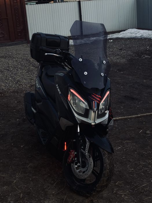 Продам мопед nmax
