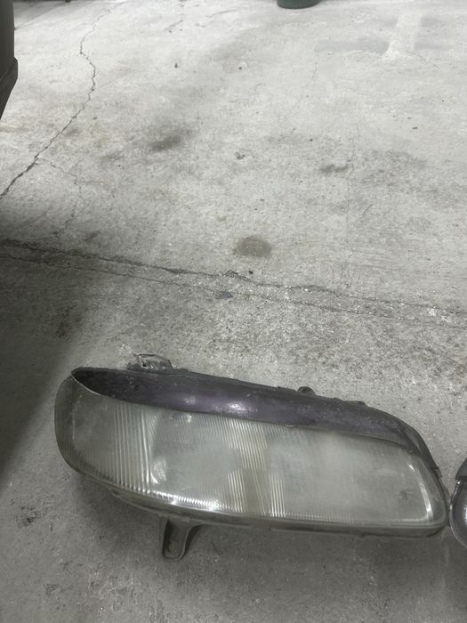 Продам фары Opel omega B