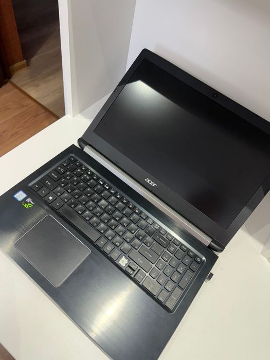 Продам ноутбук Acer Aspire 7 A715-72G