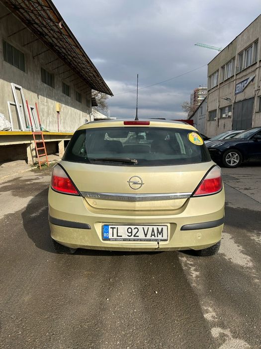 Opel Astra H   1.6 benzina