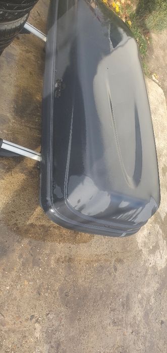 Vând jante aluminiu și anvelope  225/50/R17 M+S,și box auto... FOTO