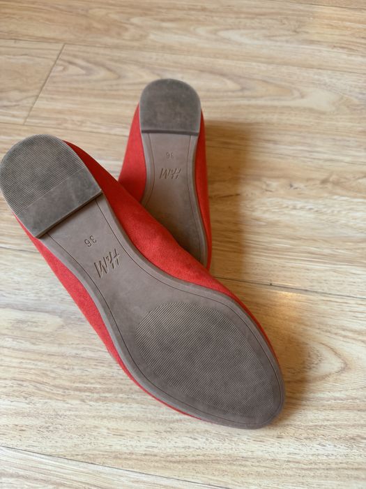 Balerini rosii H & M