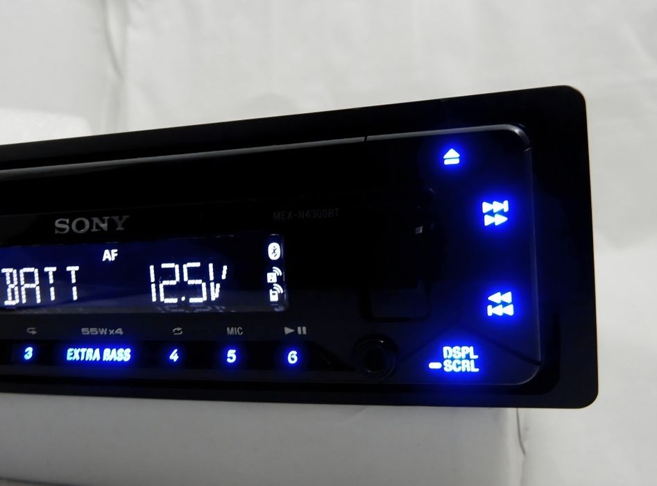 Продавам SONY MEX-N4300BT