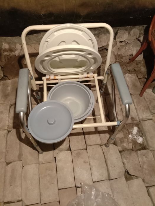 Туалет для взрослых бу