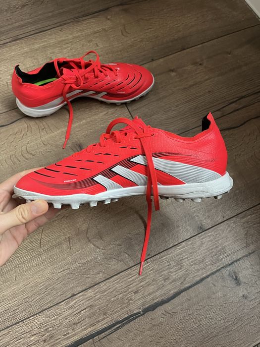 Сорконожки adidas predator