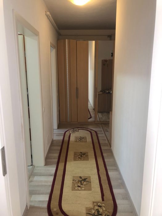 Inchiriez garsoniera decomandata Sânpetru