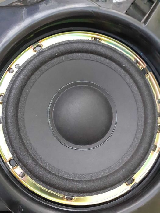 Ауди А3 А4 А6 субуфер бас високоговорител