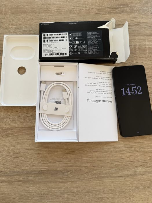 nothing  phone 3a  12/256 GB NOU