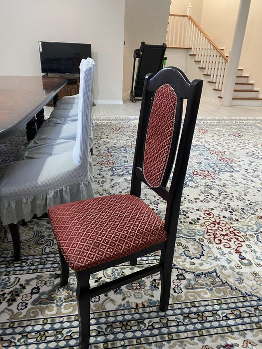 Продам стол со стульями