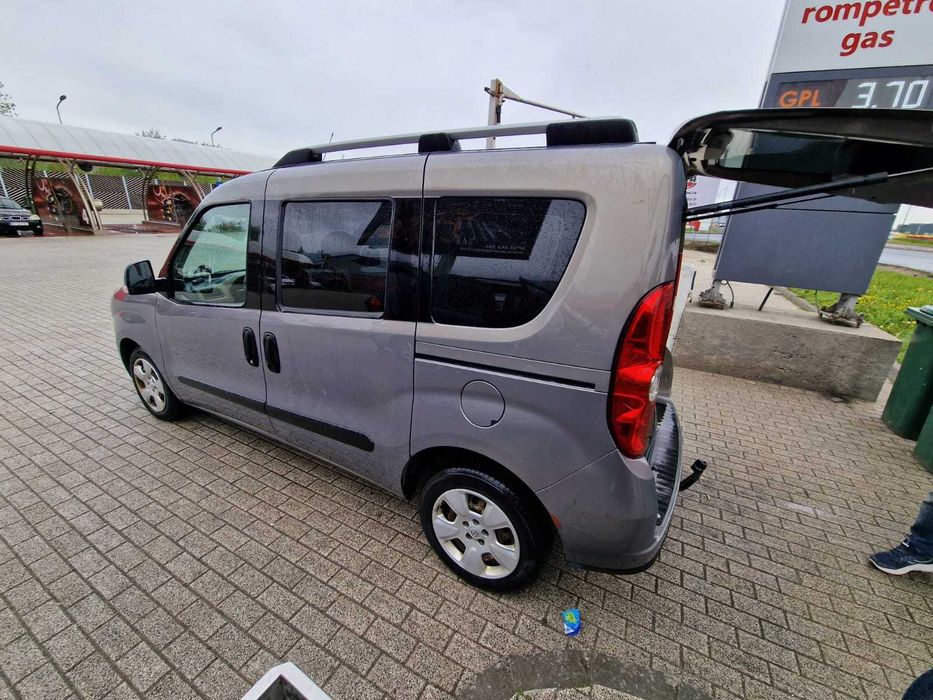 Opel combo  1.6 diesel  2012