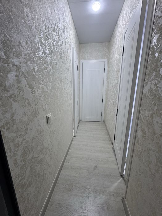 Сотилади янги ремонтли галерейка 1/2/4 Юнусобод 2