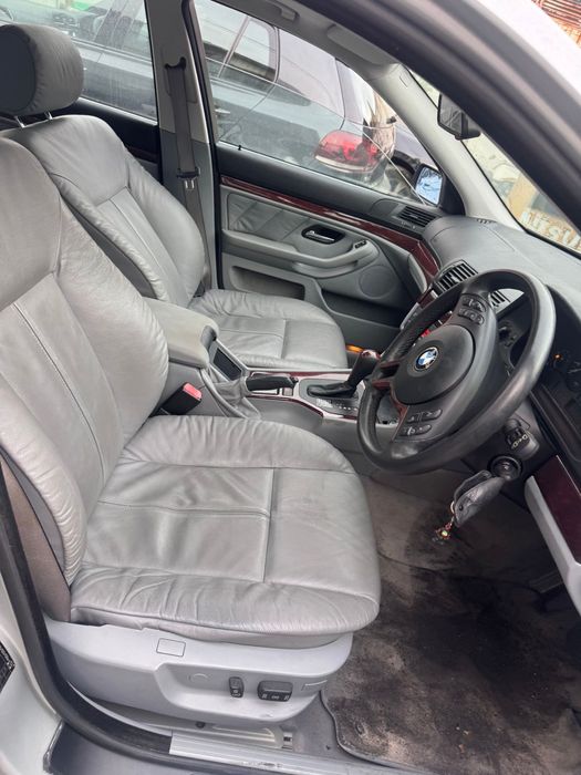 Пластик сиденья Е39 бмв