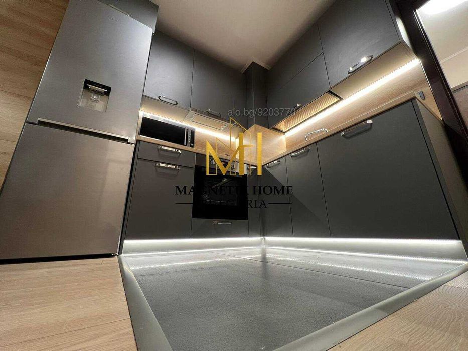 Премиум двустаен апартамент с паркомясто в комплекс ”Central Park”