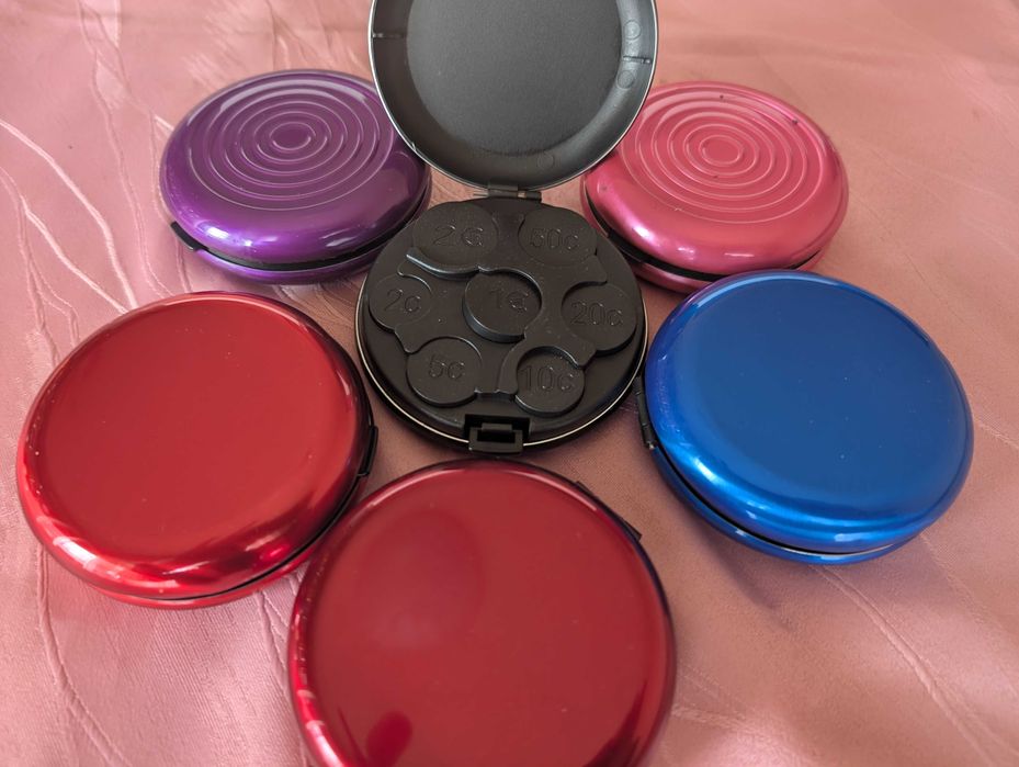 Лот от монетници за евроцентове