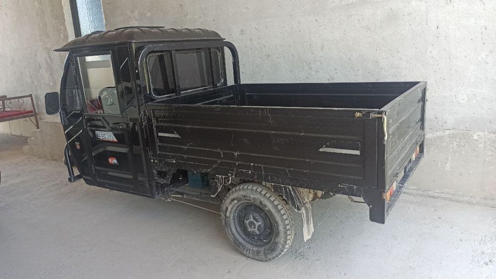 Skuter 1 tonnali yangidak
