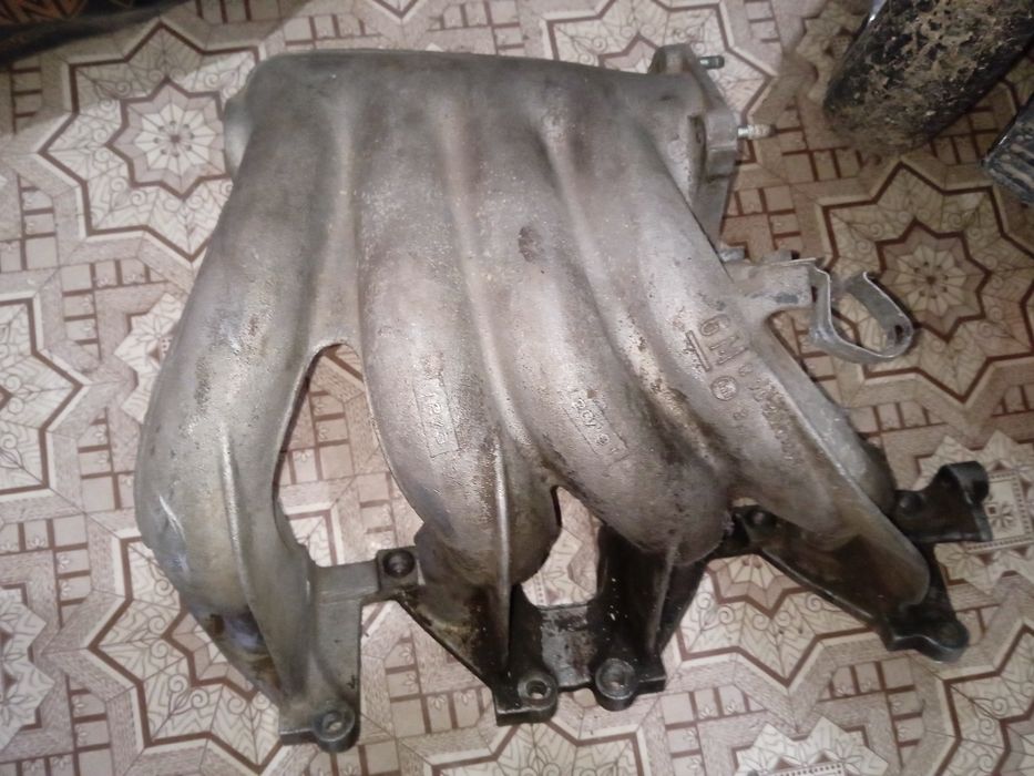 Продам коллектор на Опель омега а