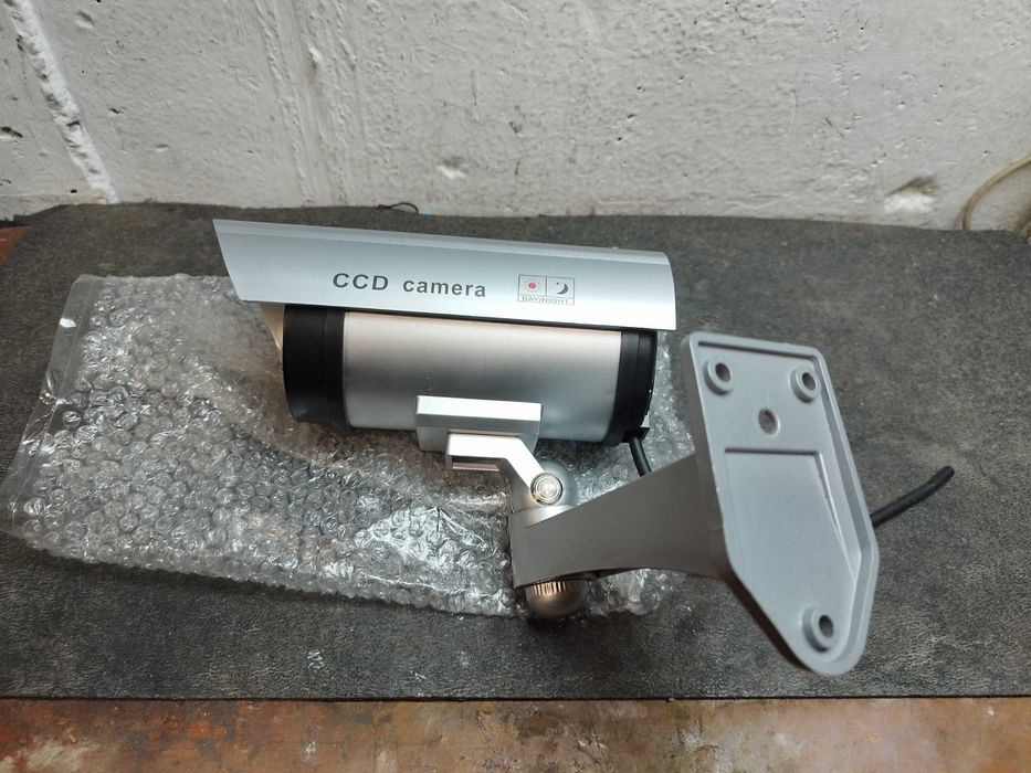 Camera Falsa Pentru Supraveghere