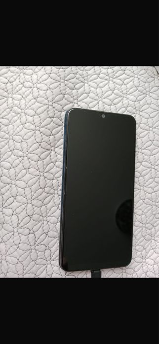 Продам телефон