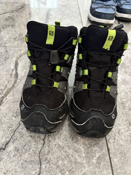 Ghete sckechers ca noi