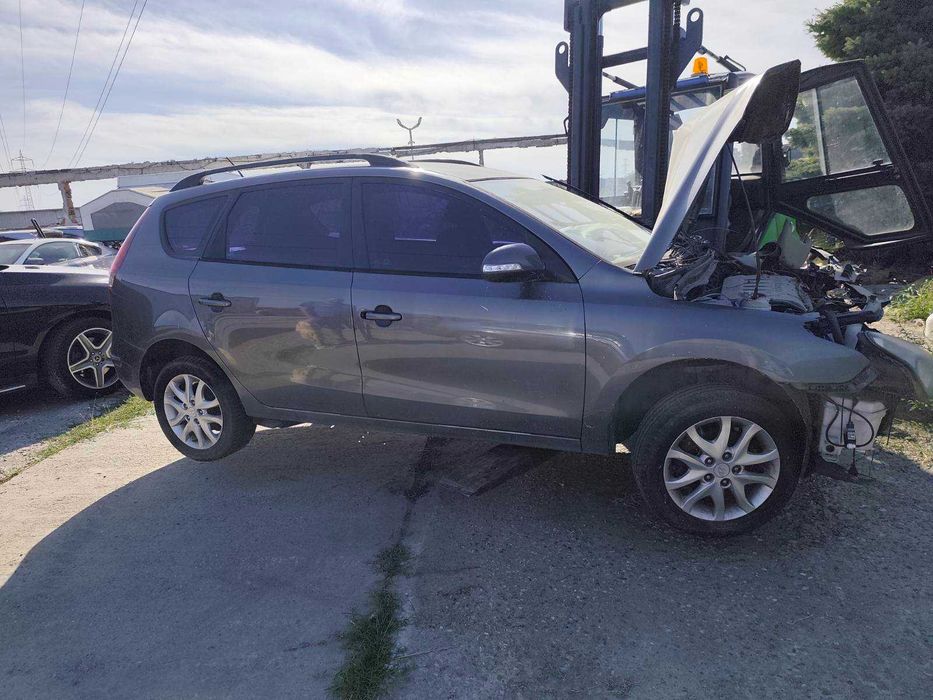 Hyundai i30 cw 2010 crdi 1.6 85.00kw