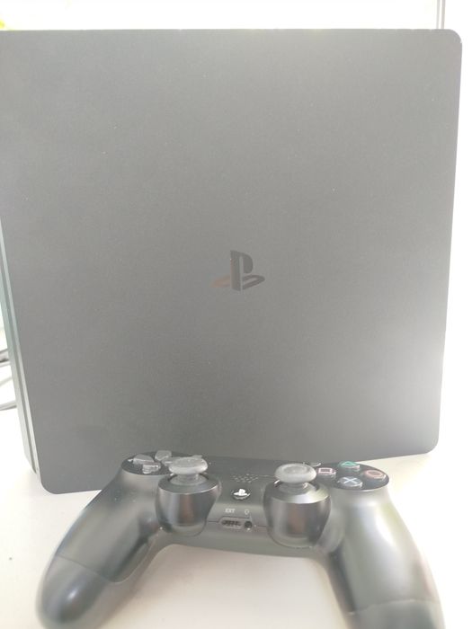 Sony PlayStation 4 slim 1tb