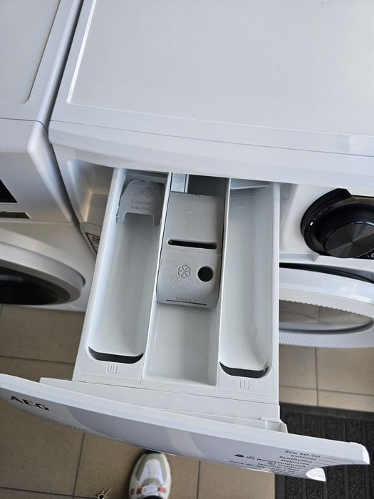 Пералня със сушилня AEG 7000 series