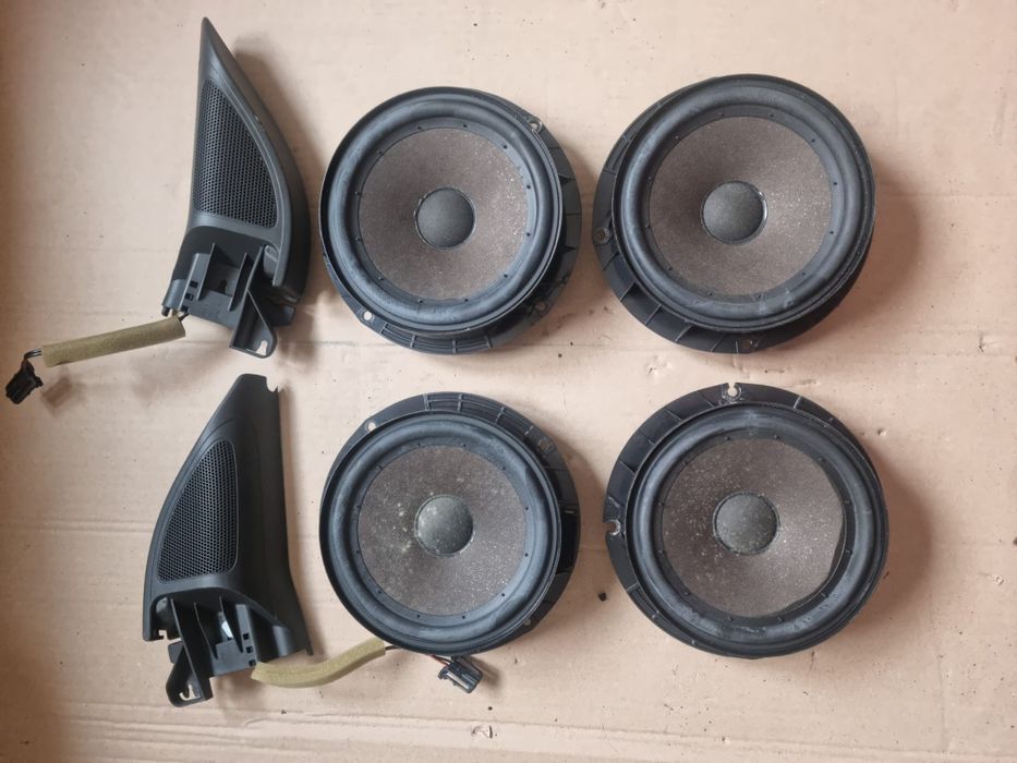 Boxa fata - spate VW Golf 6