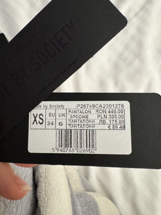 Pantaloni catifea Made by Society