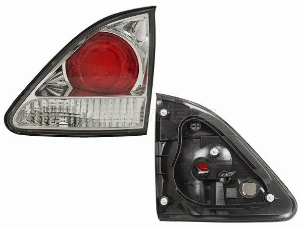 Фонарь в крышку багажника Toyota Harrier