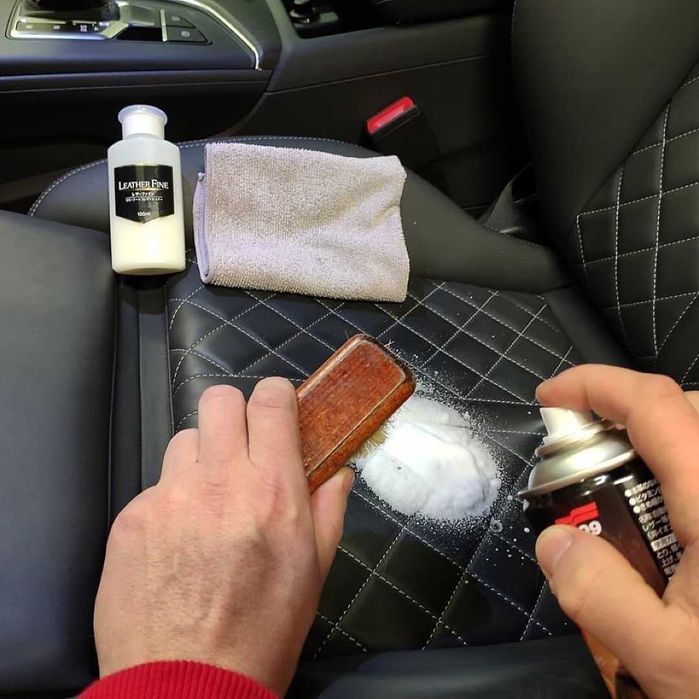 Soft 99 – Leather Seat Cleaner 300ml