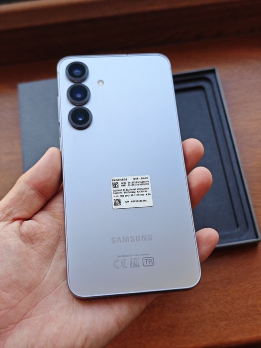 Samsung S25 Plus 256Gb идеальный