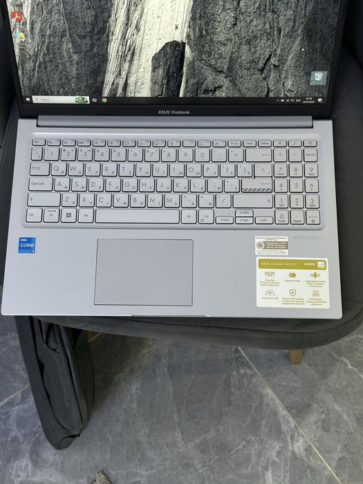 Мощный ASUS VivoBook core i3 / 512 SSD