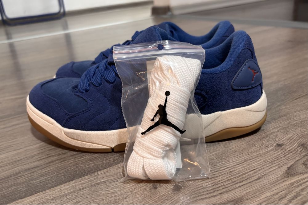 Маратонки Jordan 42 номер