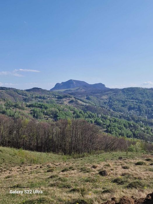 VÂND  TEREN extravilan, in zona de munte, cu priveliște minunată în  comuna BLĂJENI, HD.
