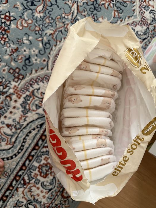 Подгузники huggies