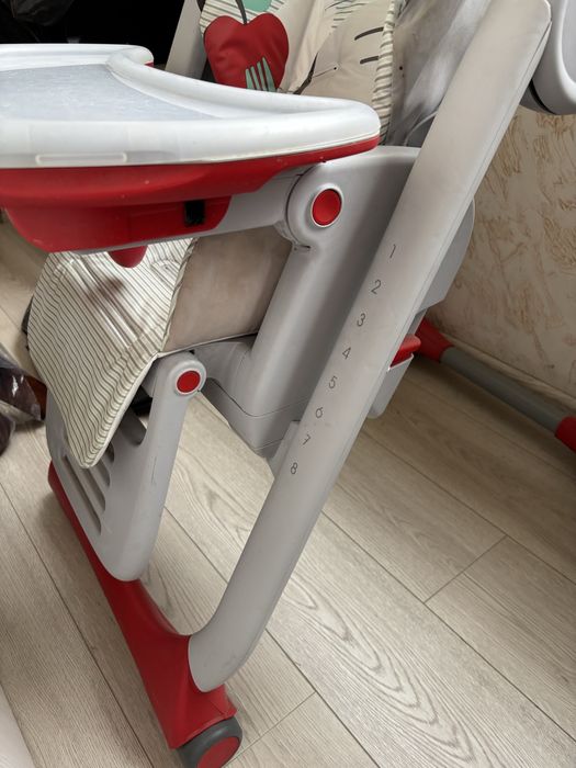 Детский стул для кормления