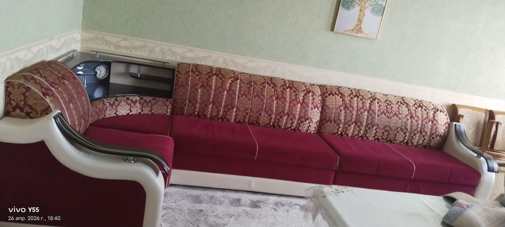 Продам диван в отличном состояний