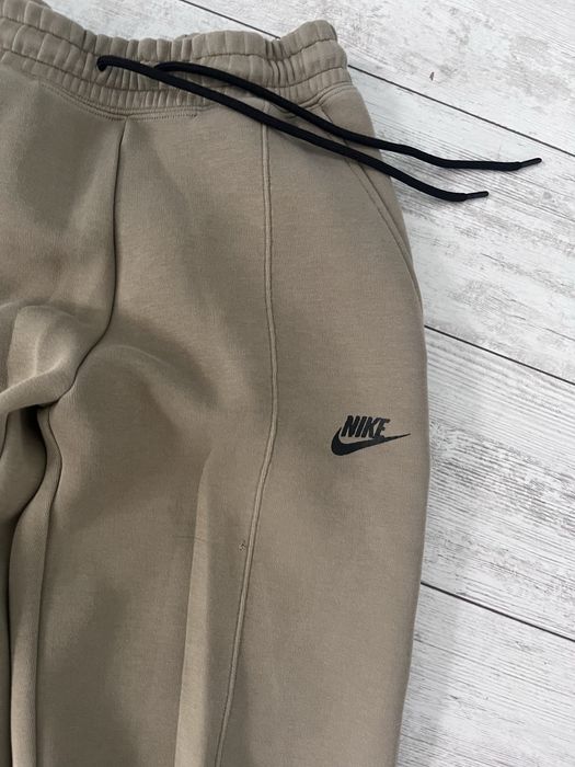 Дамски дълъг панталон Nike