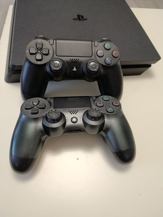 PlayStation 4 slim