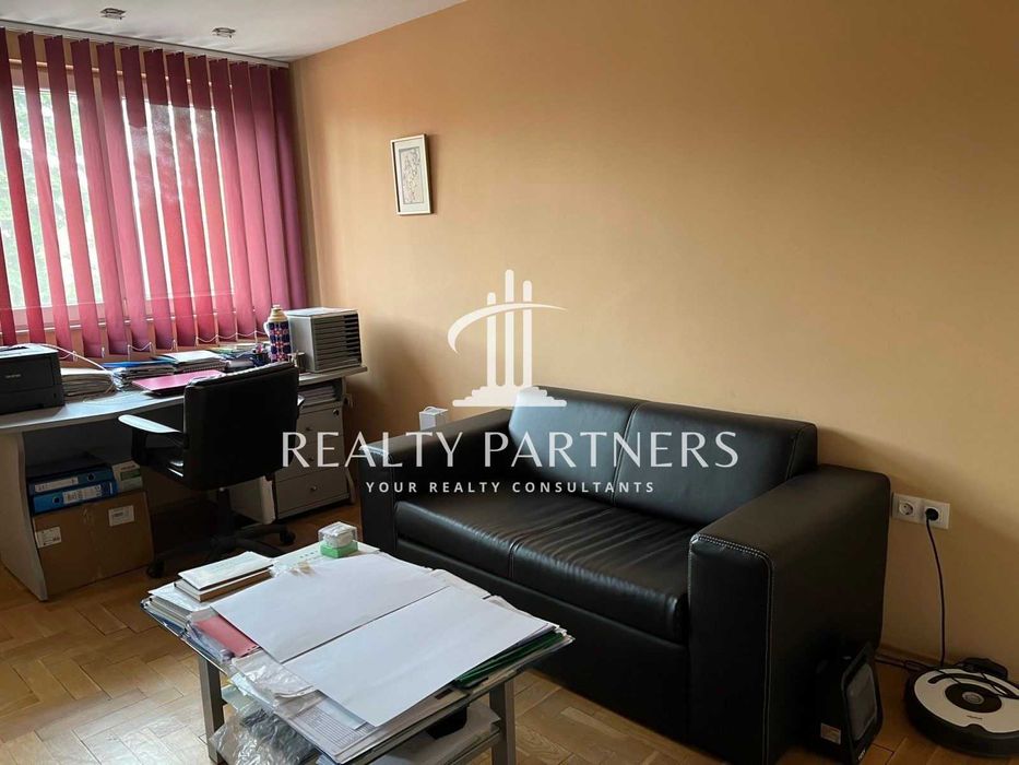 Продава се Двустаен апартамент в София, м-т Гърдова глава - 70 кв.м за 1348 €/кв.м - Снимка #12