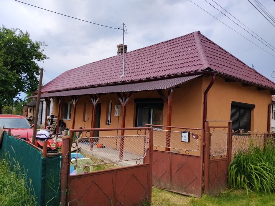 Casă de vânzare la țară