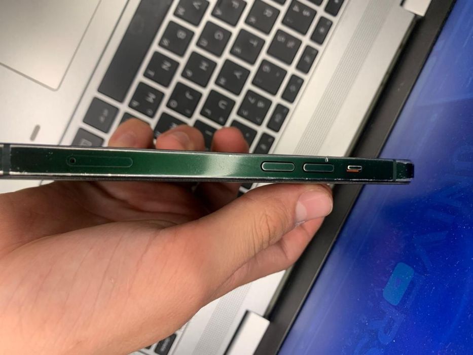 Айфон 13 90к без торг